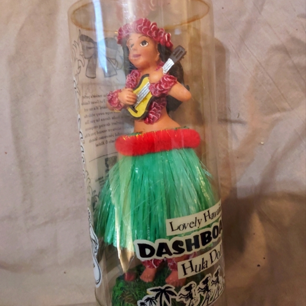 Hula girl for dash board